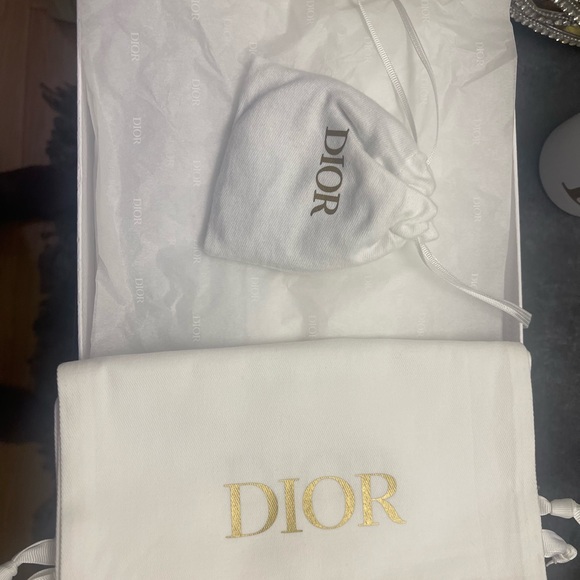 Brand new sneakers  size 9 in men with bag included - Picture 5 of 6